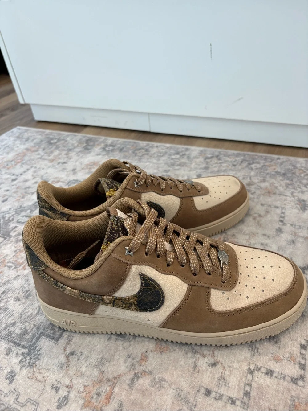Nike Low-Top Sneakers in Brown & Tan with Patterned Swoosh